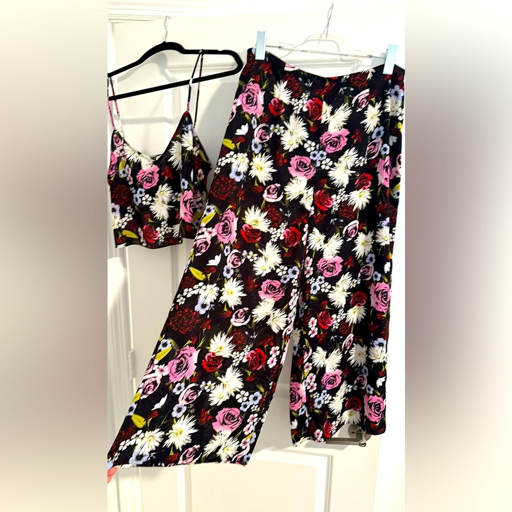 2 Piece Floral set